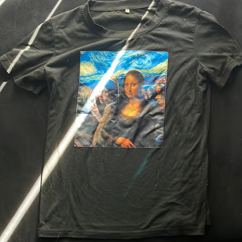 SHORT SLEEVE GRAPHIC TEE